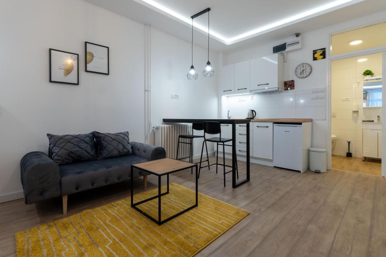 Siva Apartamento Belgrado Exterior foto